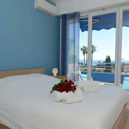 아파트 Comfortable Appt For 4 Terrasse Parking Wifi Ac *